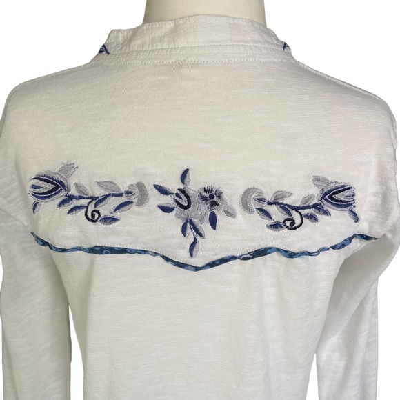 FREE PEOPLE White and Blue Sundance Kid Henley Top XSmall - Picture 11 of 15